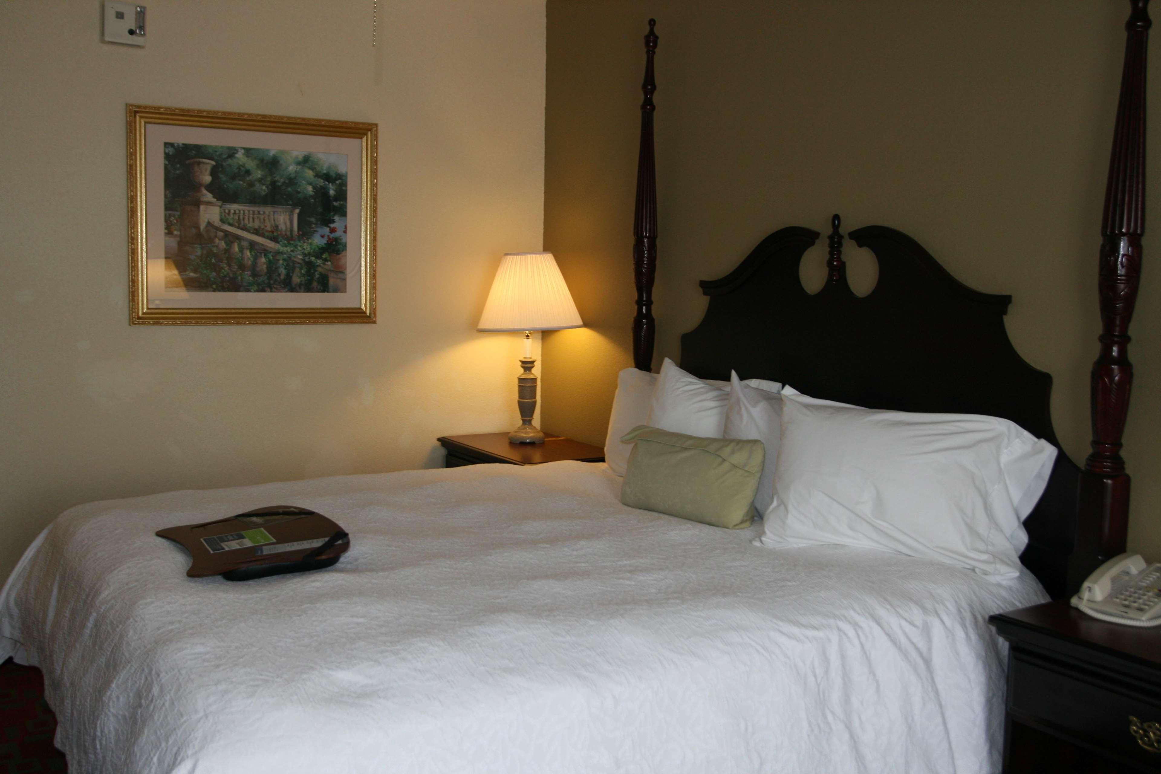 Hampton Inn Canton Pokój zdjęcie