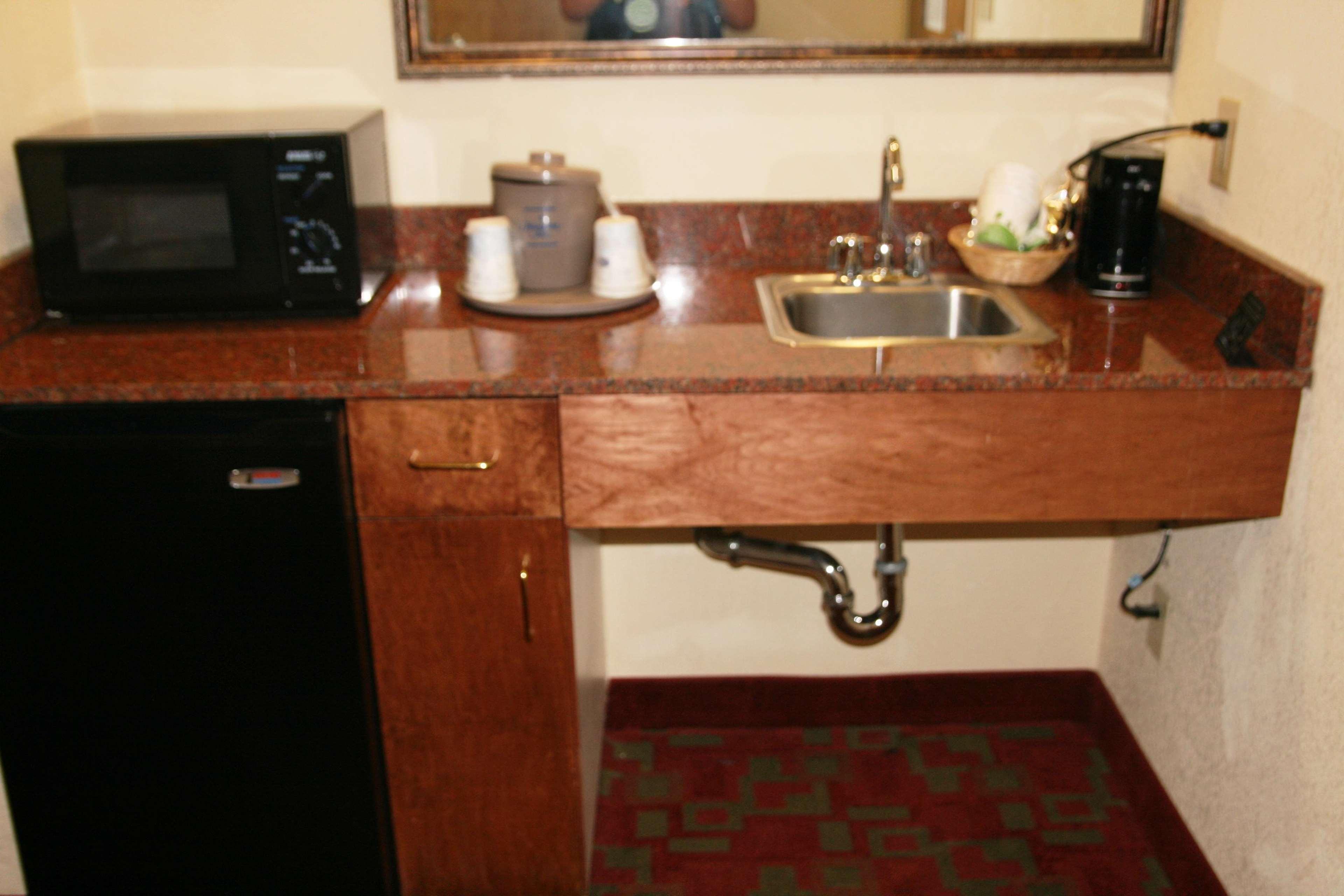 Hampton Inn Canton Pokój zdjęcie