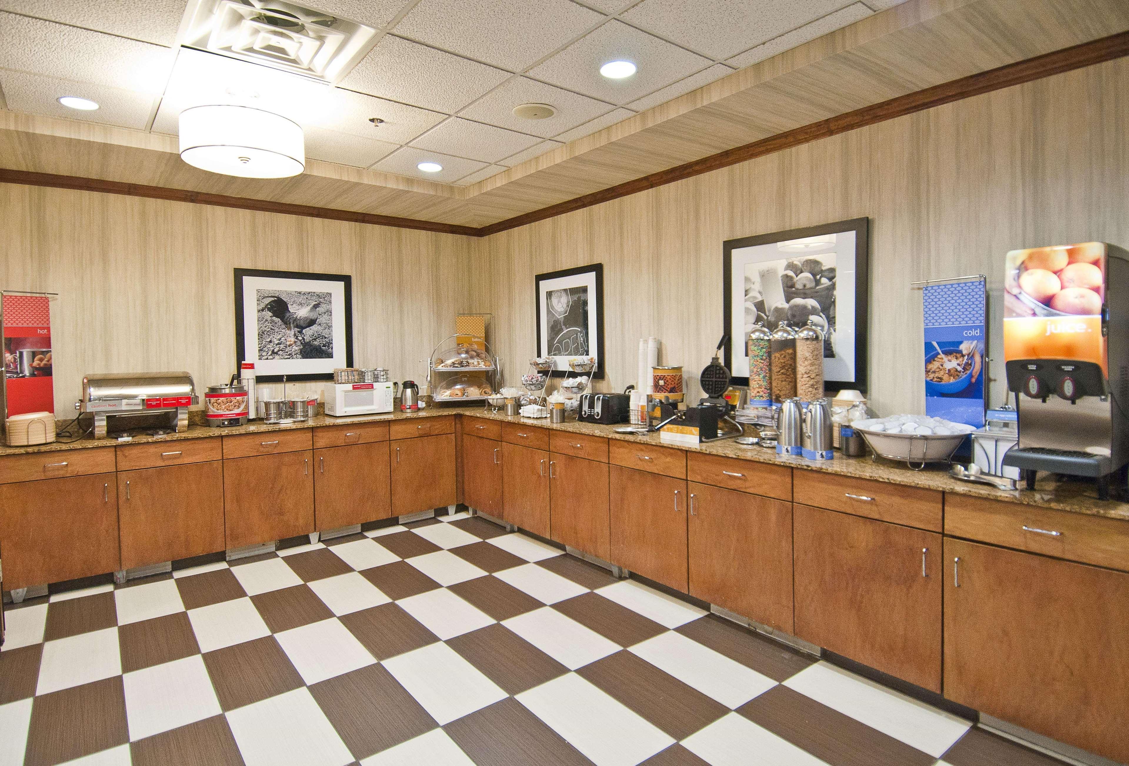 Hampton Inn Canton Zewnętrze zdjęcie