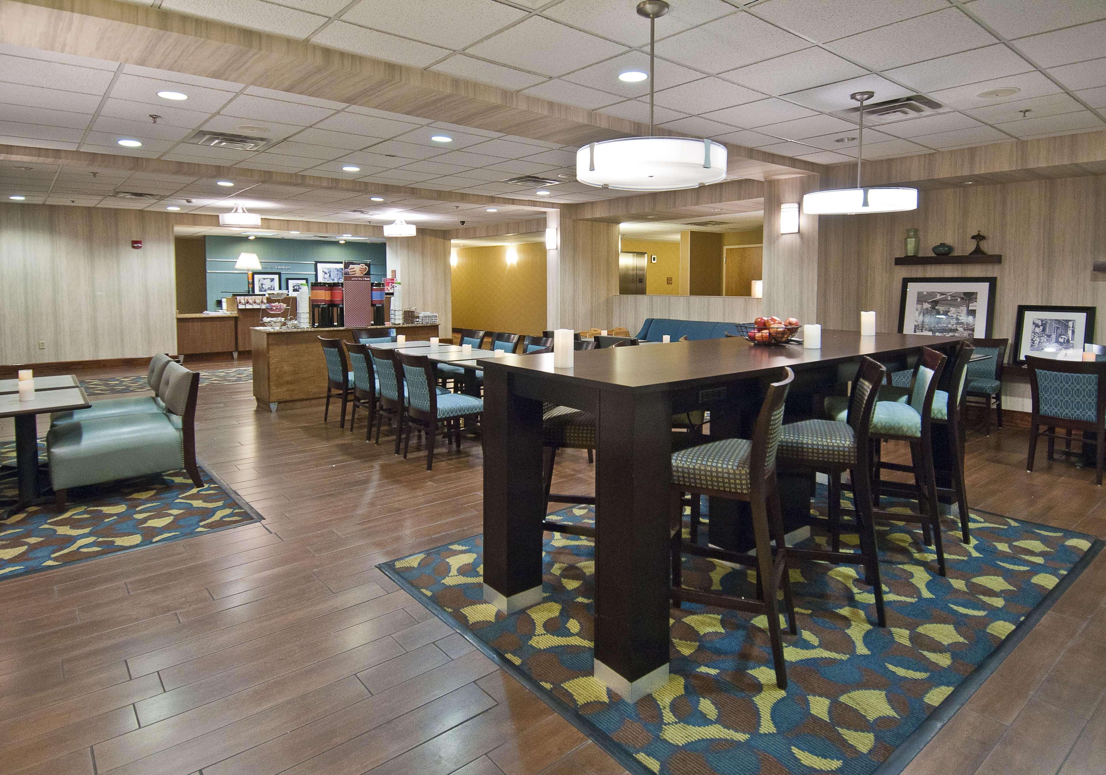 Hampton Inn Canton Zewnętrze zdjęcie